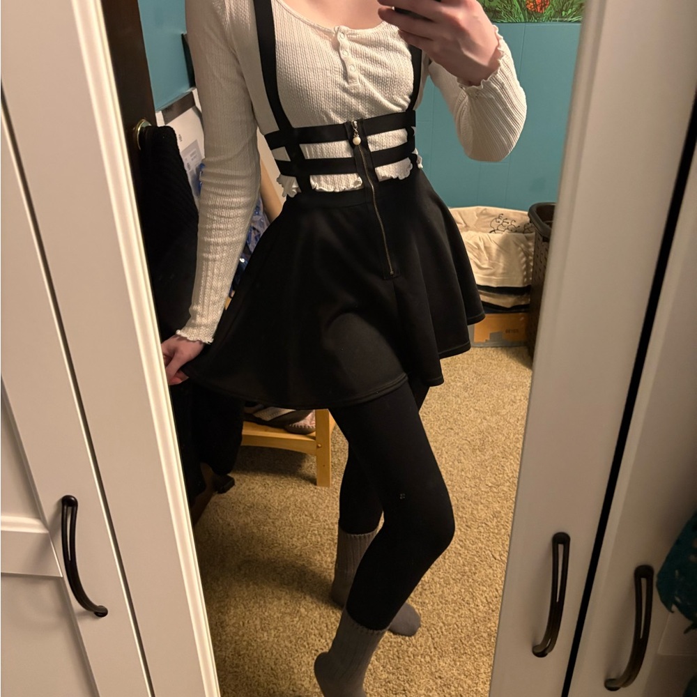EXCHIC Black Suspender-Dress S-M